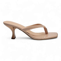 Align Thong Kitten Heel - Nude Patent / 5.5 - HEELS