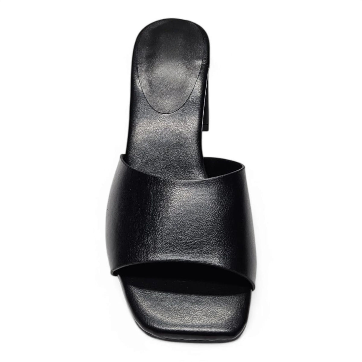 Black leather heeled mule featuring Vera Single Band design and stylish block heel