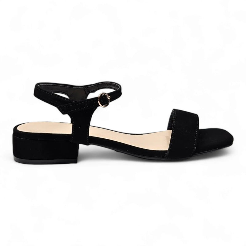 Black low-heeled ankle strap Like Air Sandal for stylish comfort and support