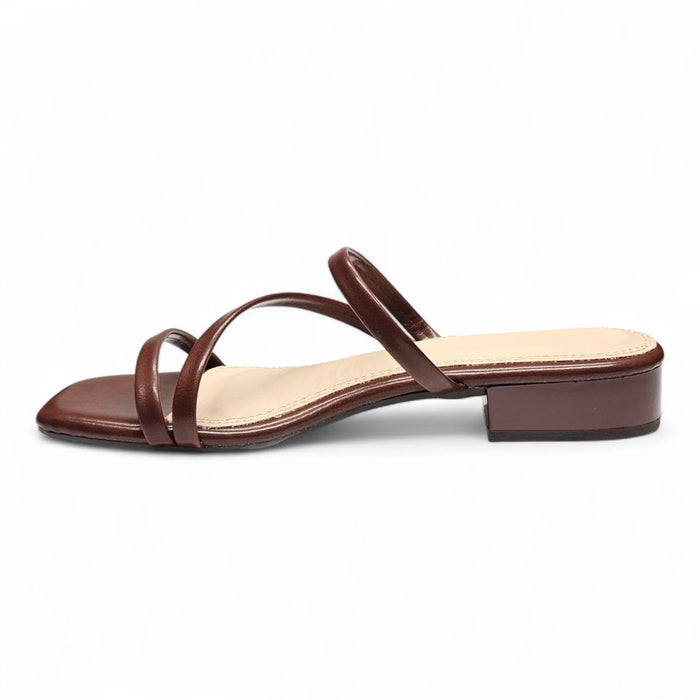 Airy Strappy Square Toe Block Heel Sandals HEELS