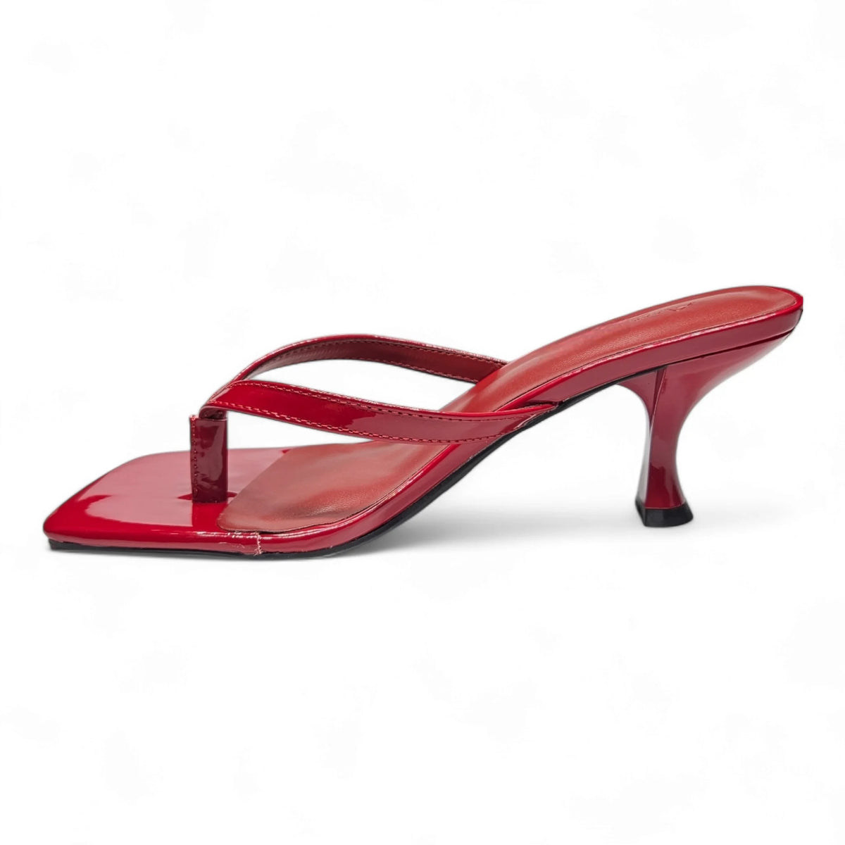 Red patent leather Align Thong Kitten Heel perfect for stylish summer looks