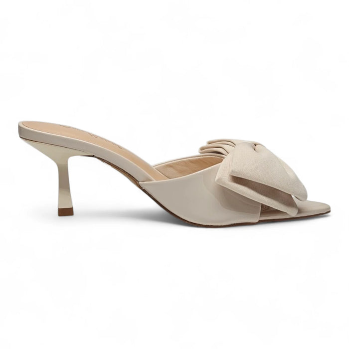 Bermuda Bow Kitten Heel - Ivory