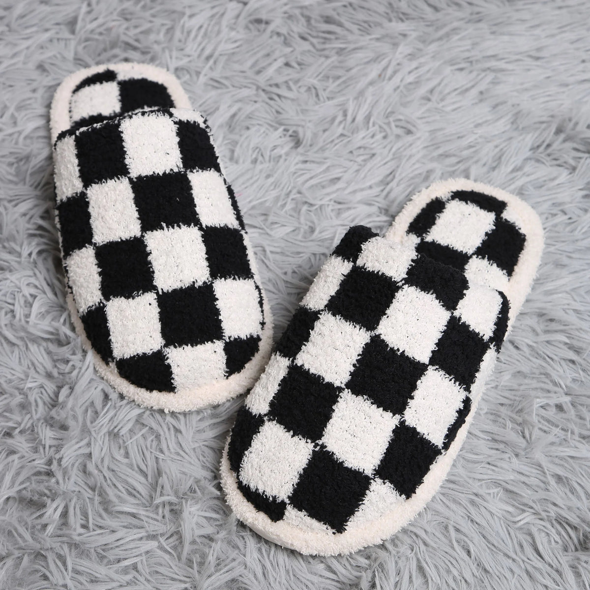 Checkered Pattern Luxury Soft Slippers