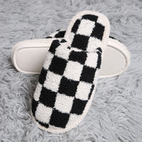 Checkered Pattern Luxury Soft Slippers