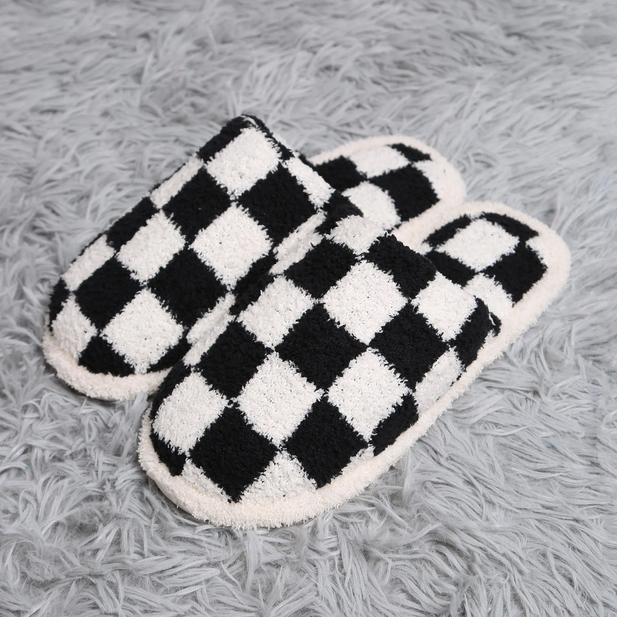 Checkered Pattern Luxury Soft Slippers