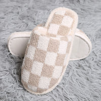 Checkered Pattern Luxury Soft Slippers