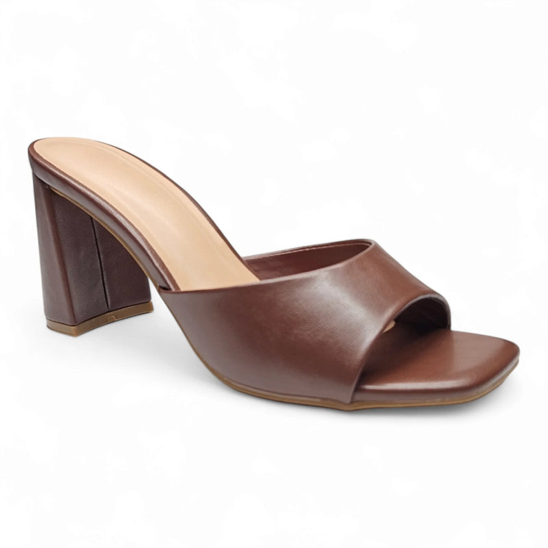 Brown leather slide sandal with chunky block heel in Everlasting One Band Mule style