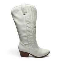 White leather Montana Western Boot with intricate embroidery, pointed toe, and stacked heel