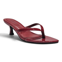 Cherry pointed-toe kitten-heel sandals with toe thong and crossed thin straps