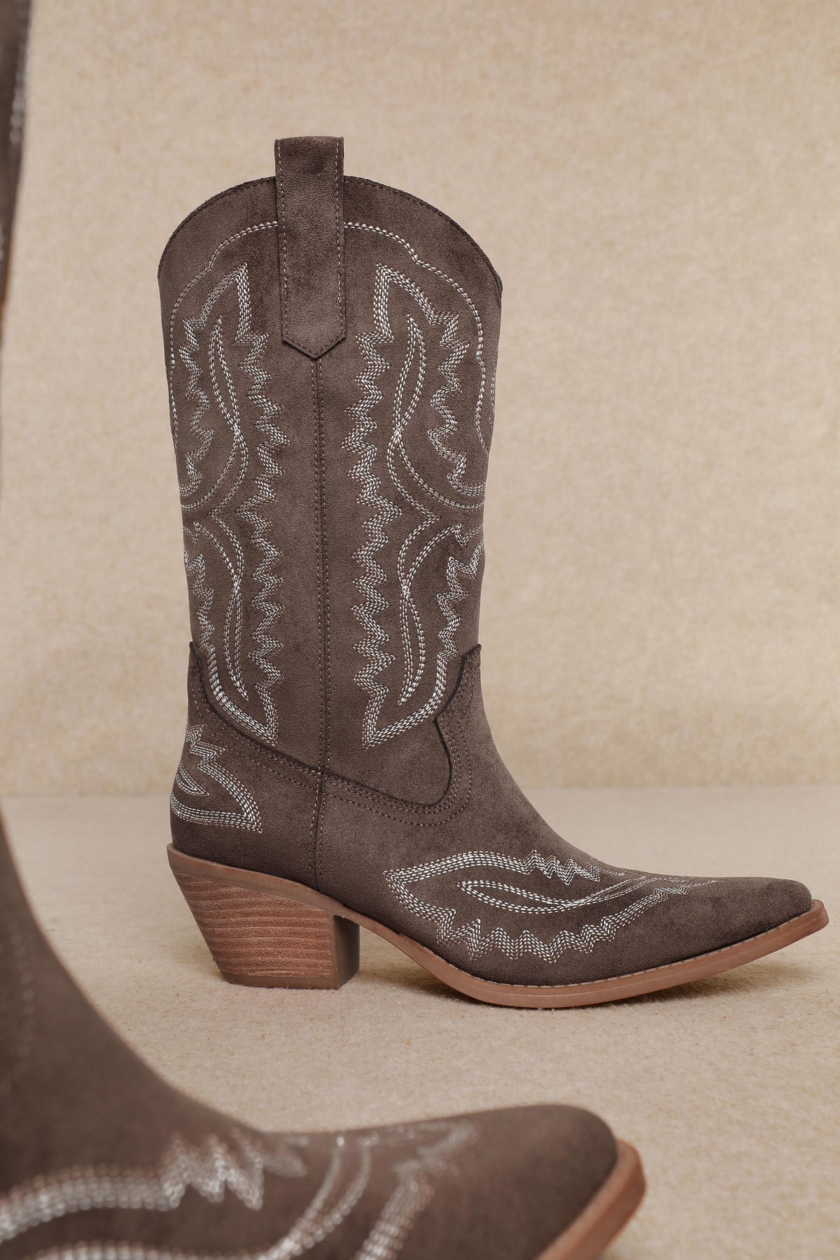 Tessa Mid-calf Western Cowgirl Boot