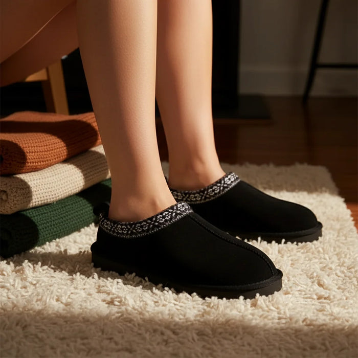 Simmon Cozy Clog Slippers - Black