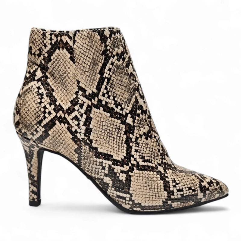 Snakeskin-patterned Stiletto Pointed Bootie for stylish footwear lovers