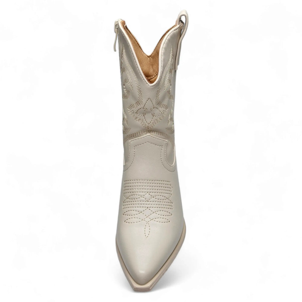 White leather cowboy boot Willa Wonka with decorative stitching and pointed toe