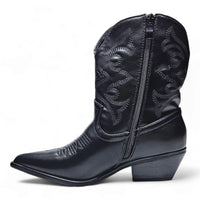 Black leather cowboy boot Willa Wonka with decorative stitching and pointed toe